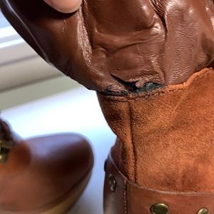 Pictures for @wbailey5716 to show the areas that are cracking 😩